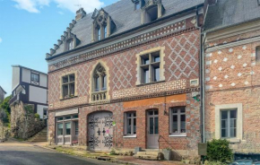 4 Bedroom Stunning Home In Arques La Bataille